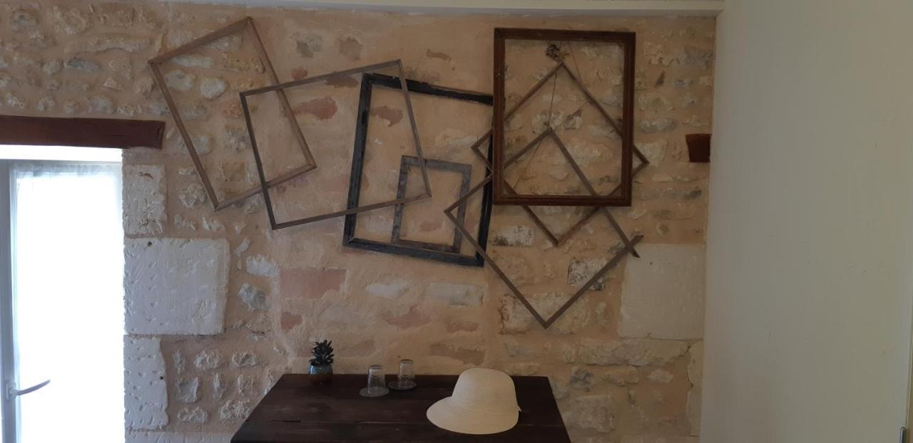 La Miramboise, Chambres Et Table D Hotes Mirambeau  Eksteriør bilde